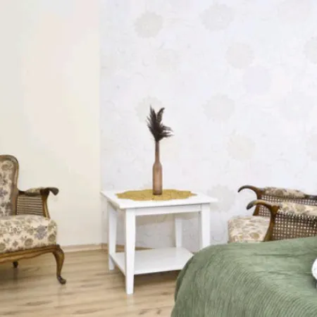 Best Location Old Town Pilies Avenue شقة *